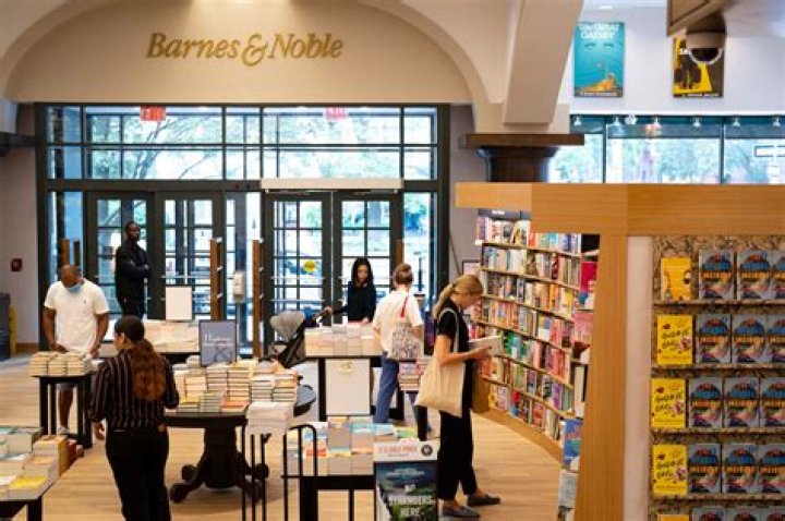 Is there a Barnes & Noble in Canada?