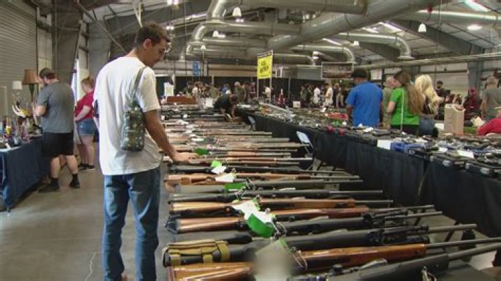 Is there a gun show in Richmond this weekend?