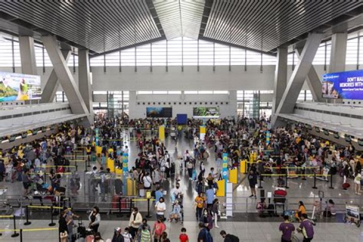 Is there an airport on Koh Chang?
