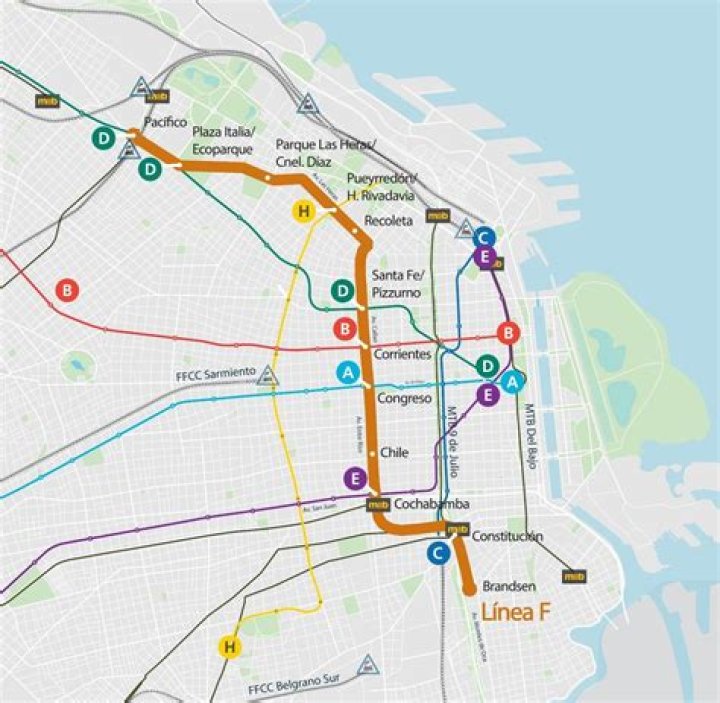 Que subte va a Palermo?