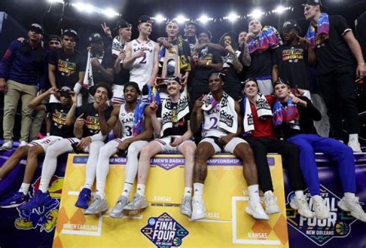 Was there a 2020 NCAA basketball champion?