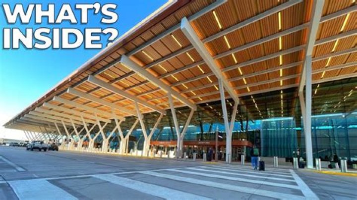 What airport do you fly into for Palm Springs California?