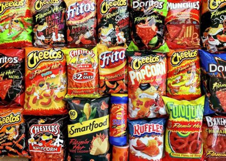 What are popular snacks in Hawaii?