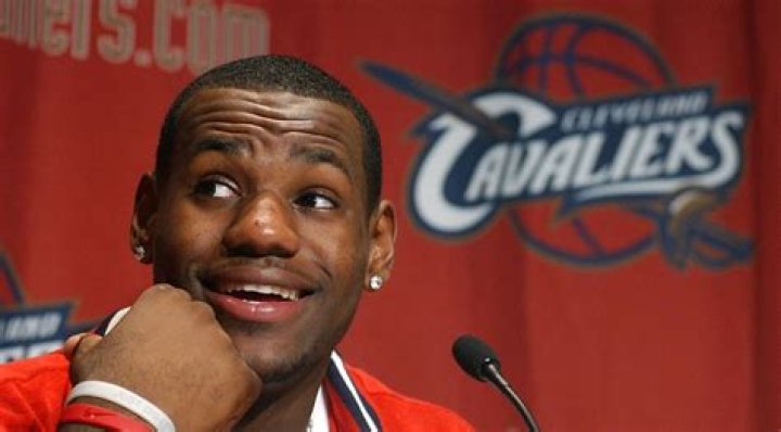 What are some famous Ohioans?