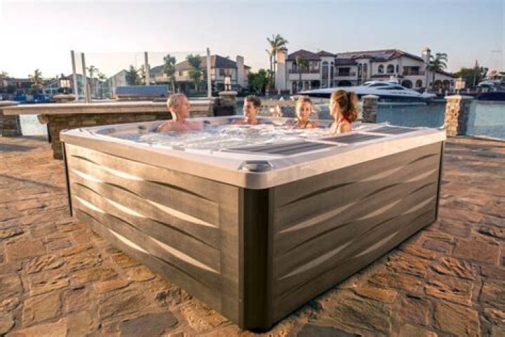 What are the dimensions of a 10 person hot tub?