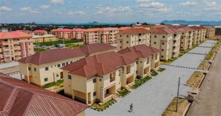 What are the problems of housing in Nigeria?