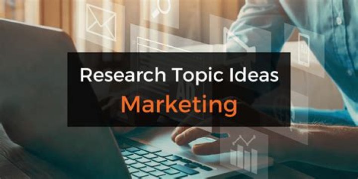 What are the research topics in marketing management?