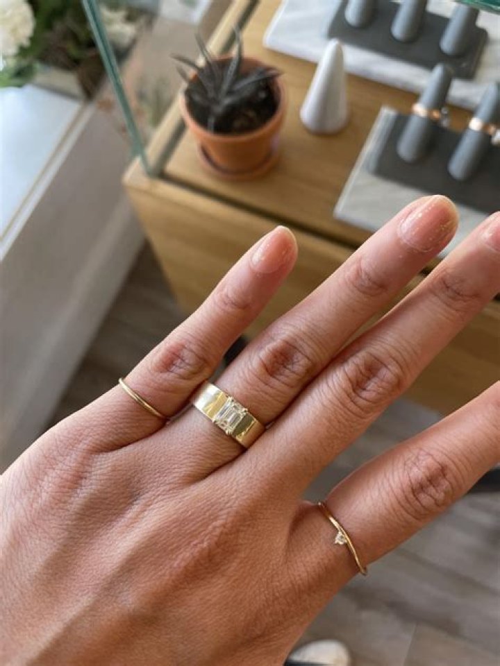 What are those thick rings called?