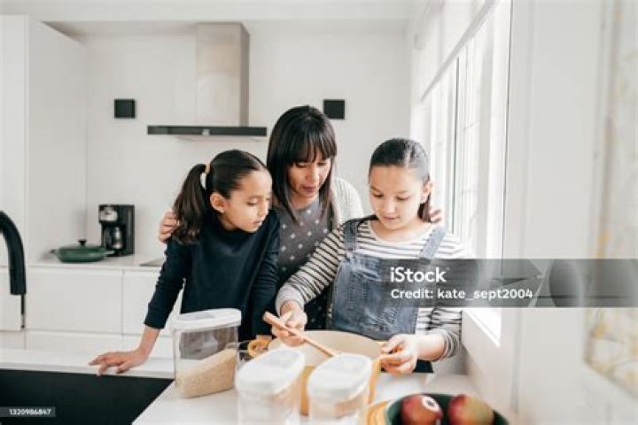 What can a 10 year old cook?