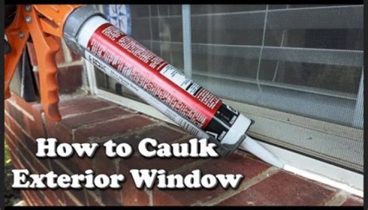 What caulk sticks to glass?