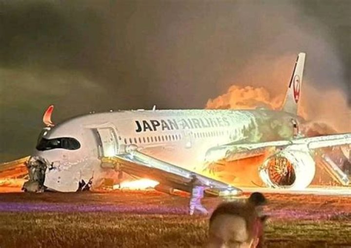 What caused the A320 Airbus crash?