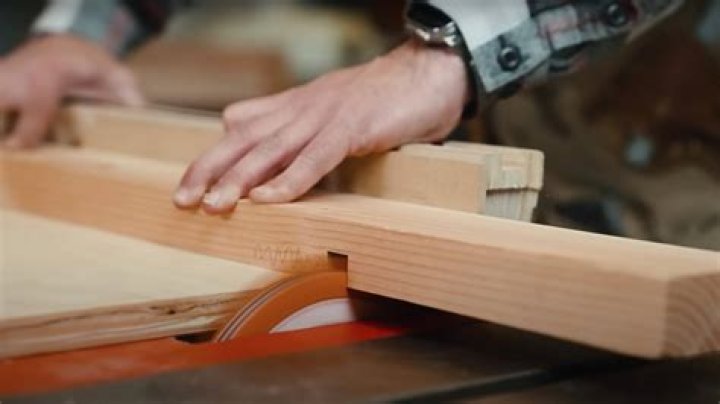 What computer programs do woodworkers use?