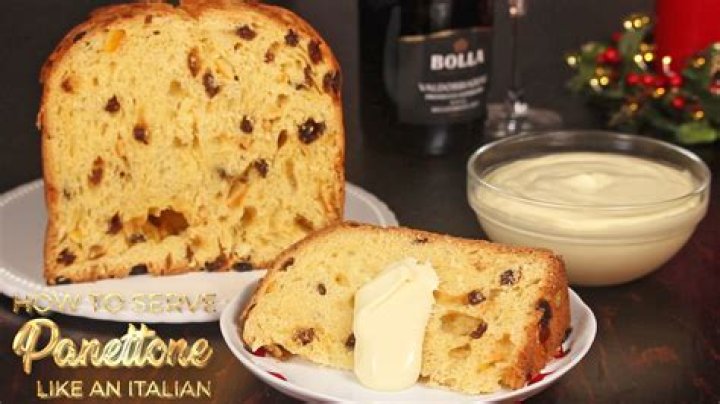 What do Italians eat panettone with?