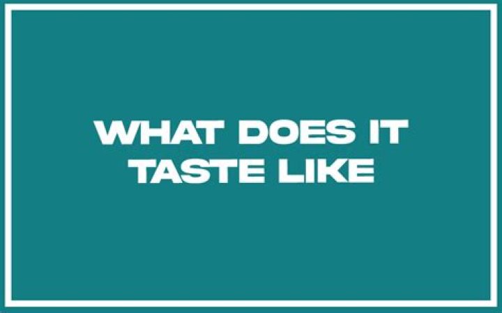 What does mastic taste like?