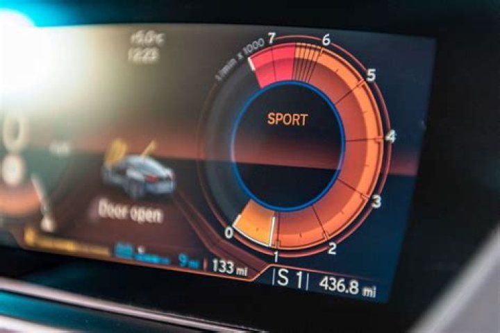 What does sport mode in a Mercedes do?