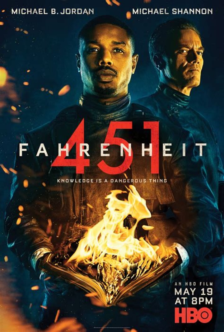 What does the family on television symbolize in Fahrenheit 451?