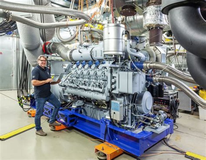 What engine is MTU?