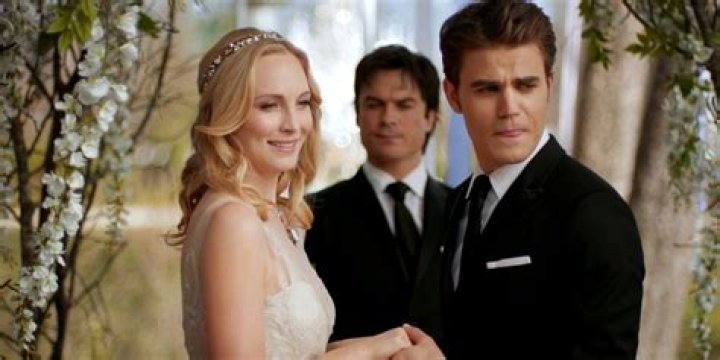 What episode does Stefan and Caroline make love?