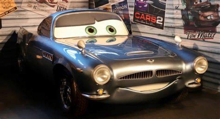 What famous cars are at Beaulieu?