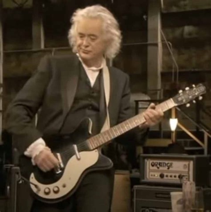 What guitars did Jimmy Page play?