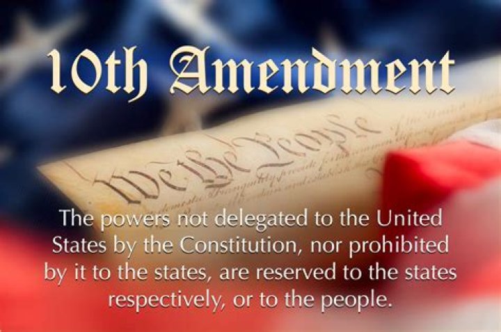 What is 10th Amendment example?