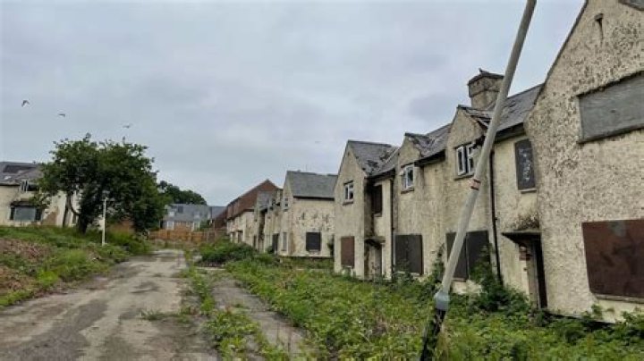 What is a derelict law?