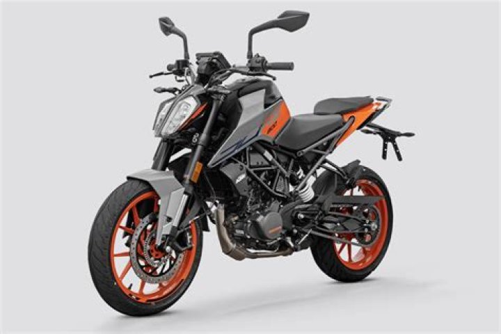What is a price of KTM 200cc?