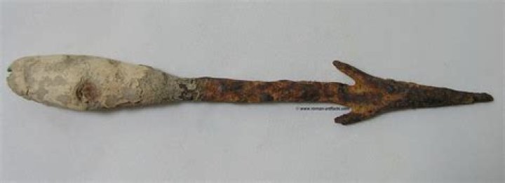 What is a Roman plumbata?