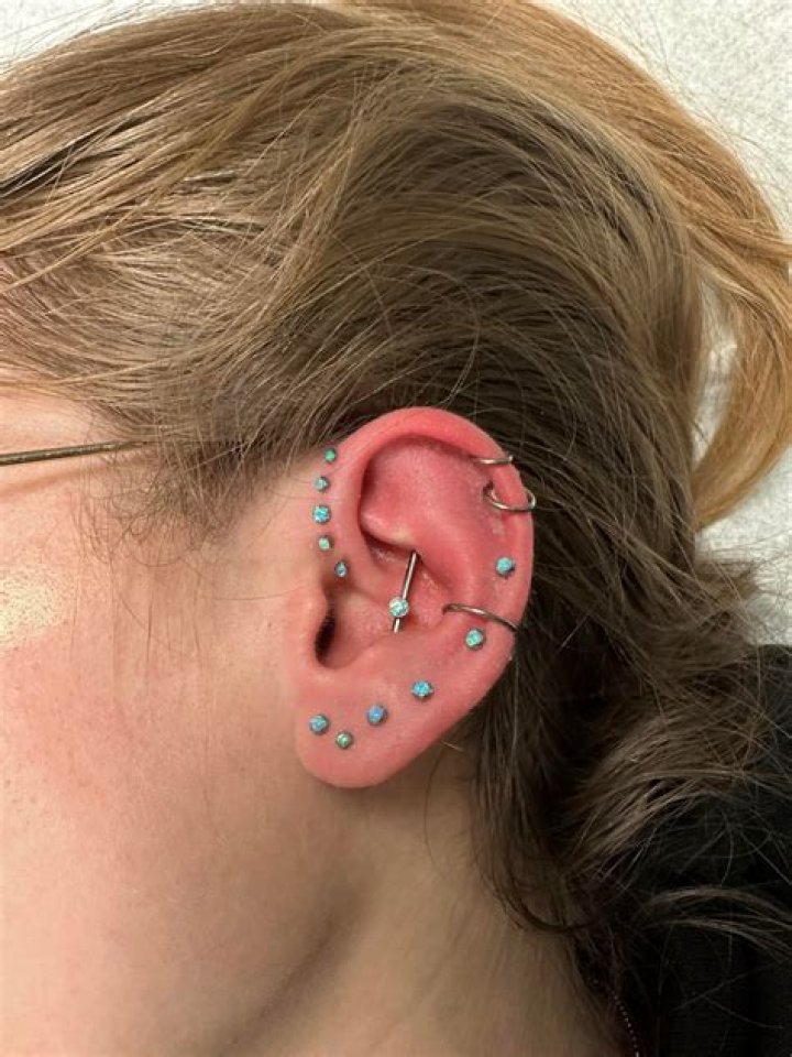 What is a spiral helix piercing?
