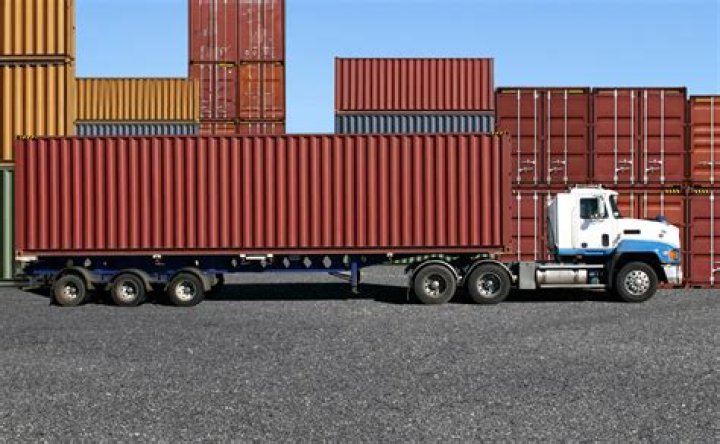 What is a street turn container?