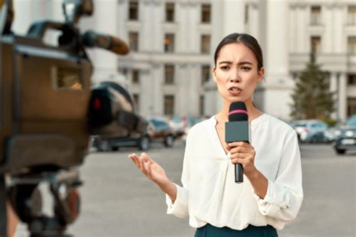 What is a typical day for a journalist?