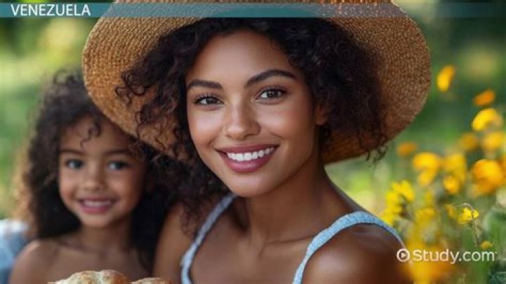 What is a Venezuelan woman called?