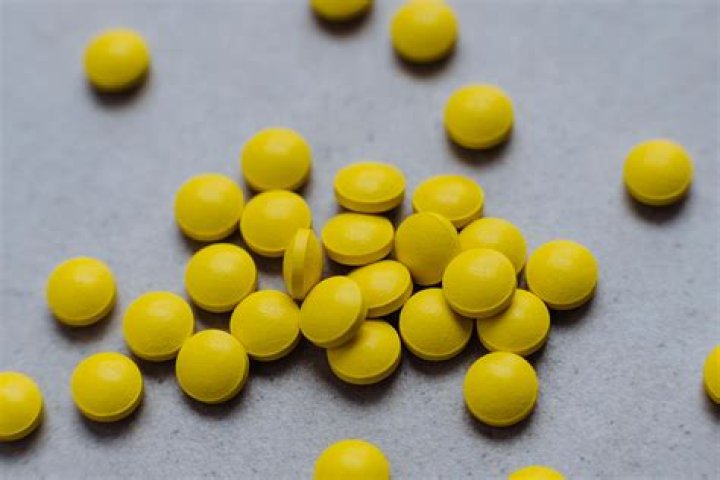 What is a yellow 40 pill?