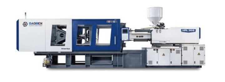 What is an injection Moulding setter?