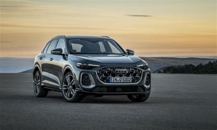 What is Audi RNS-E?