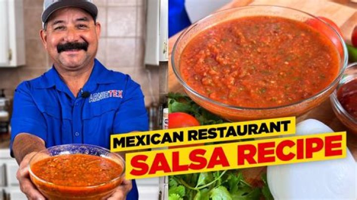 What is salsa roja made of?