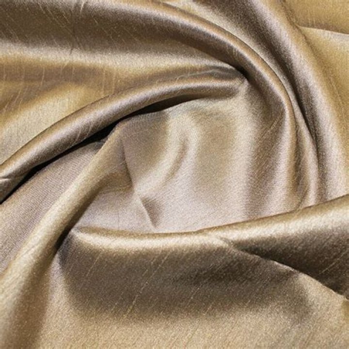 What is satin back shantung fabric?