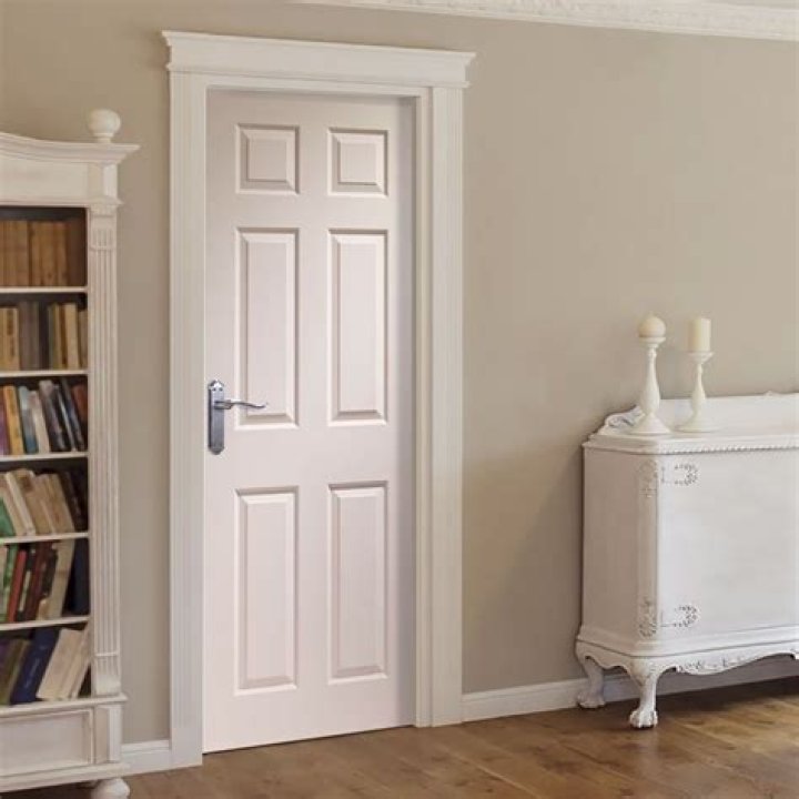What is skin moulded doors?