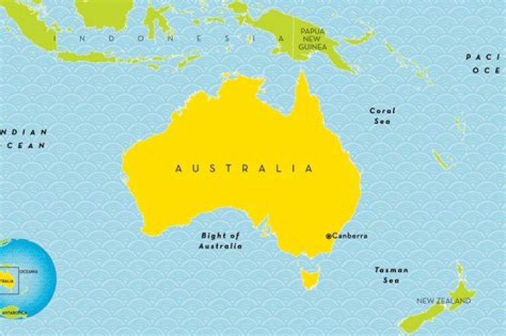 What is the 2 smallest state in Australia?