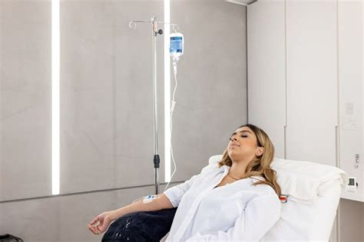 What is the average cost of IV therapy?