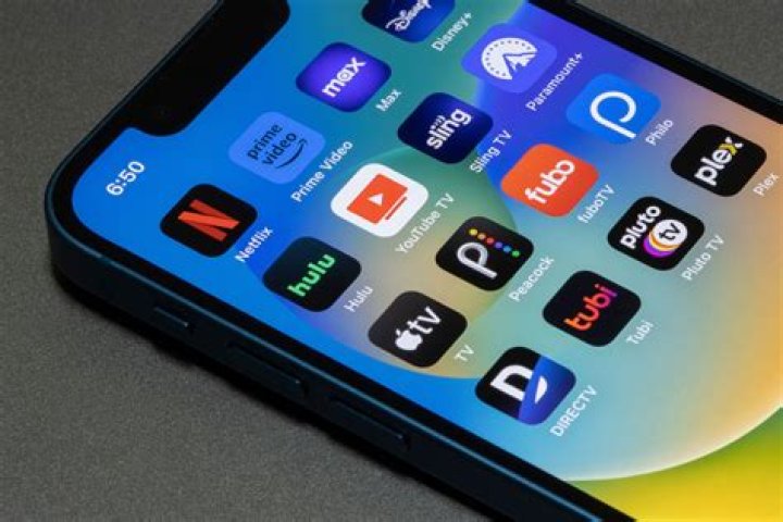 What is the best live streaming app for iPhone?