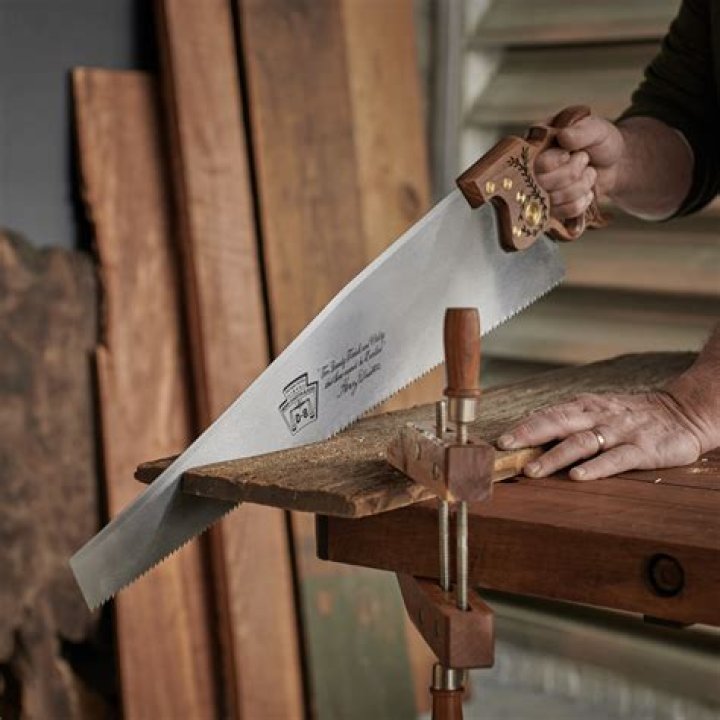 What is the best rip saw blade?