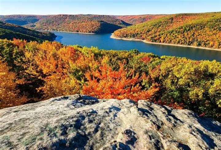 What is the best time to see fall colors in Maine?
