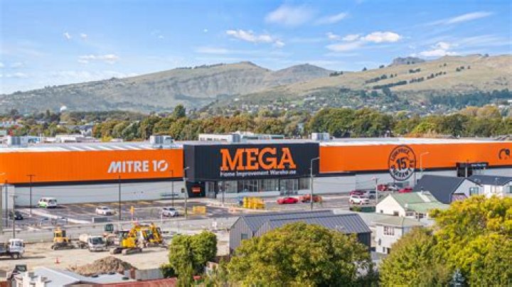 What is the difference between Mitre 10 and Mitre 10 mega?