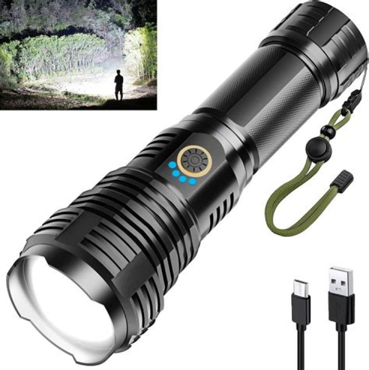 What is the highest rated flashlight?