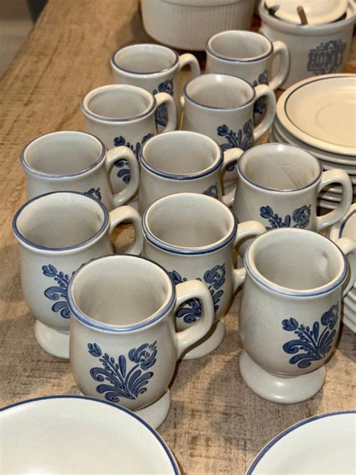 What is the oldest Pfaltzgraff pattern?