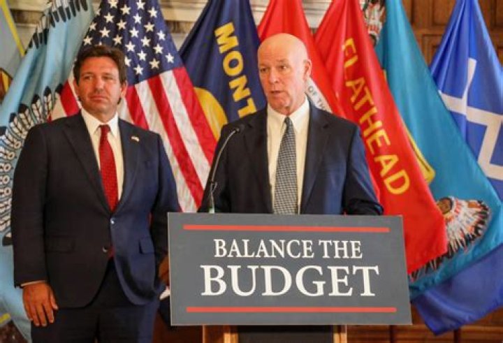 What is the proposed balanced budget amendment to the constitution?