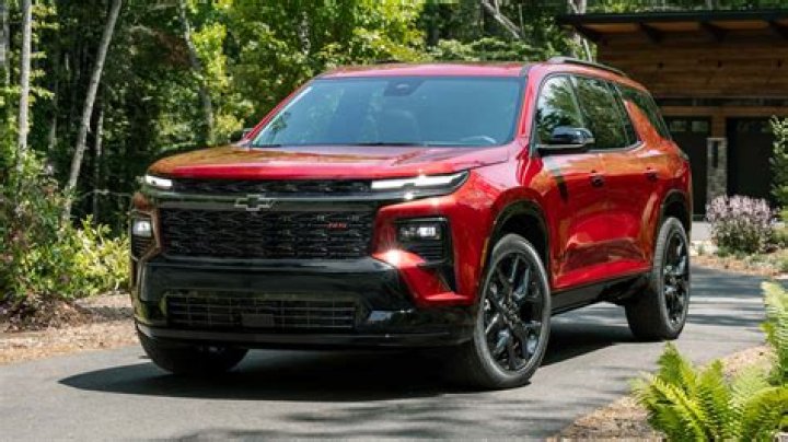 What is the rating of a 2012 Chevy Traverse?