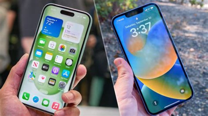 What is the size of an iPhone app icon?