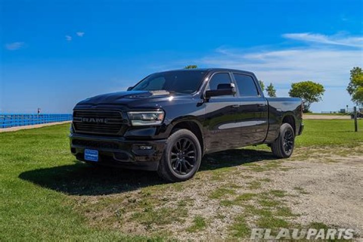 What is the top speed of a 2013 Ram 1500?